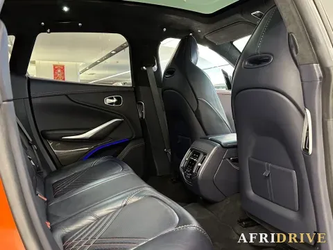 2021 Aston Martin DBX 14