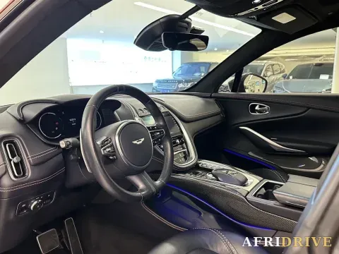 2021 Aston Martin DBX 10