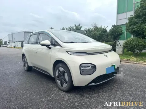 2023 BaoJun Cloud 2