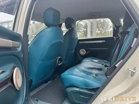 2023 BaoJun Cloud 6