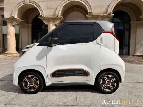 2020 BaoJun E200 8