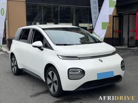 2023 BaoJun Cloud 2