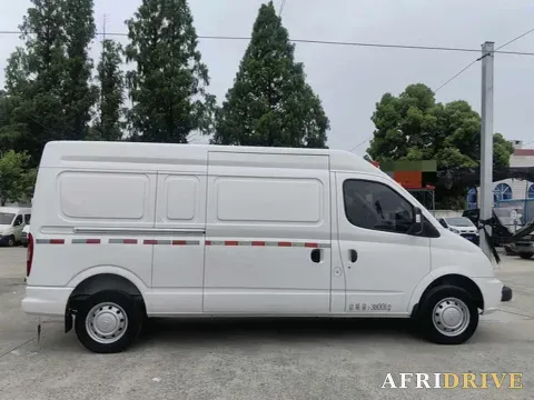 2021 MAXUS XinTu V80 8