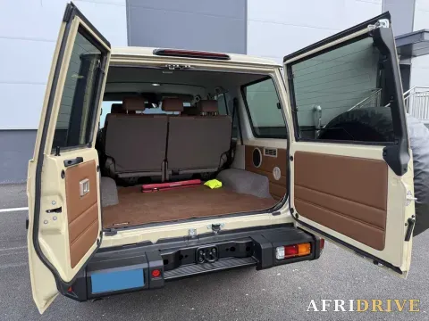 2022 Toyota Land Cruiser 16