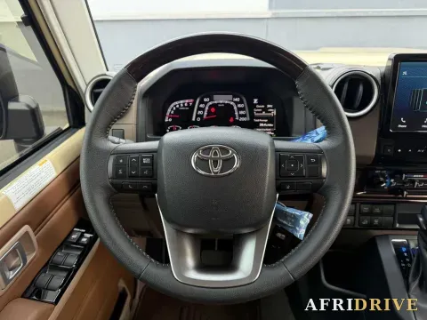 2022 Toyota Land Cruiser 24