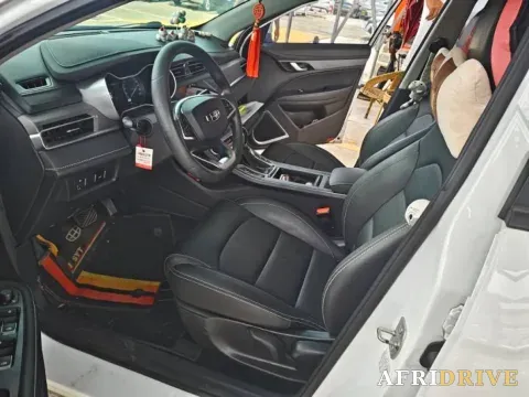 2021 BaoJun 530 3