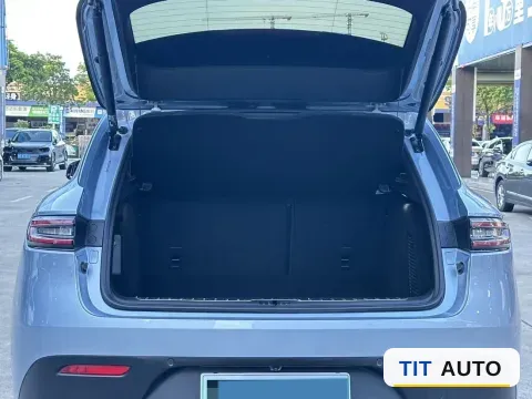 2022 AITO M5 11