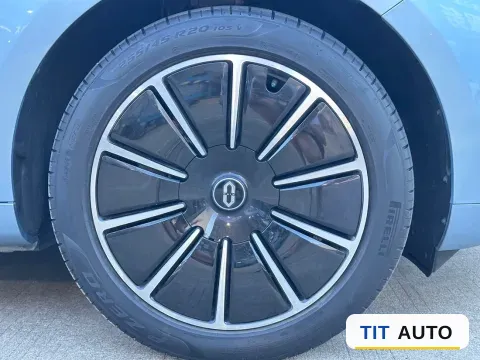 2022 AITO M5 12