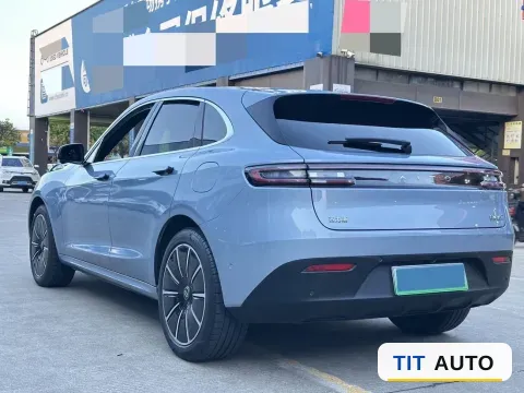 2022 AITO M5 10