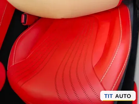 2019 Aston Martin DB11 16