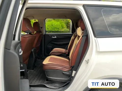 2019 BaoJun 730 9