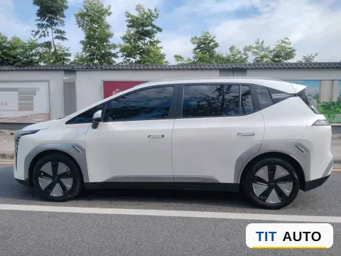 2023 Aion Y 9