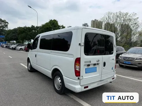 2021 MAXUS XinTu V80 10