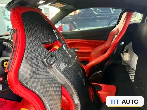 2019 Aston Martin DB11 9