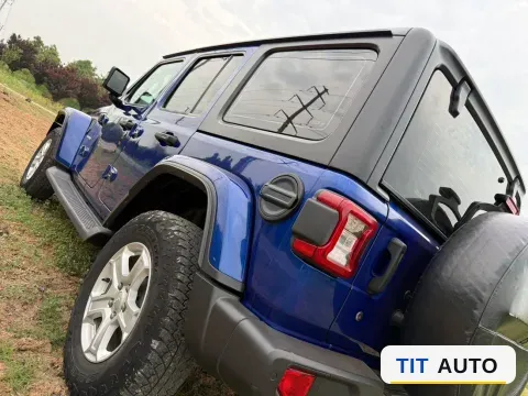 2018 Jeep Wrangler 24