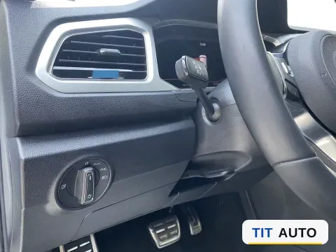2022 Volkswagen T-Roc 11