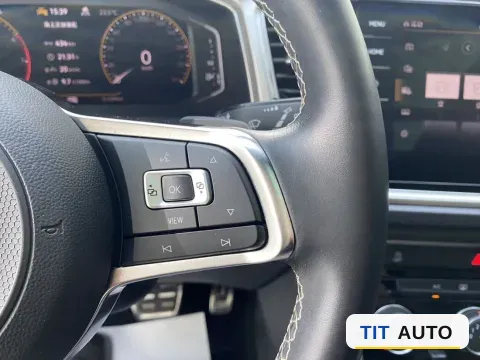 2022 Volkswagen T-Roc 13