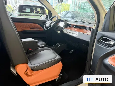 2022 WuLing HongGuang MINI EV 9