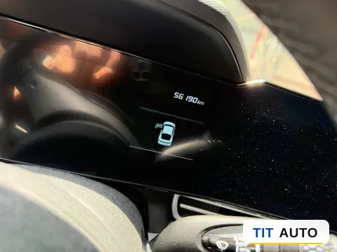 2022 Hyundai Elantra 9