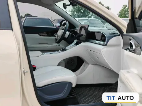 2025 Geely Galaxy GEOME 13