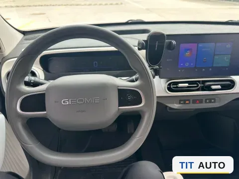 2025 Geely Galaxy Panda 8